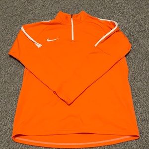 Men’s Nike Dry Fit long sleeve 1/4 zip sweatshirt